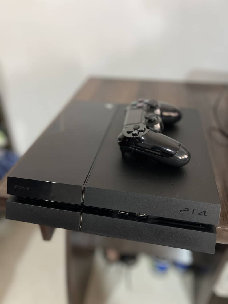 playstation 4 / ps4 , 1TB console 2