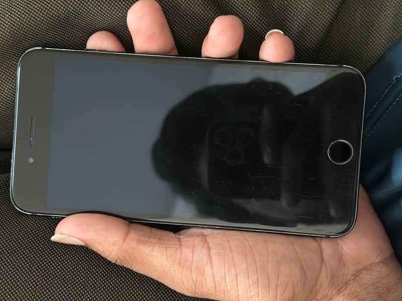 I want to sell my iPhone 7 Plus pta 5