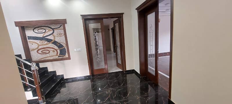 1 Kanal Luxury House Available For Sale In Shaheen Block Sector B Bahria Town Lahore 3