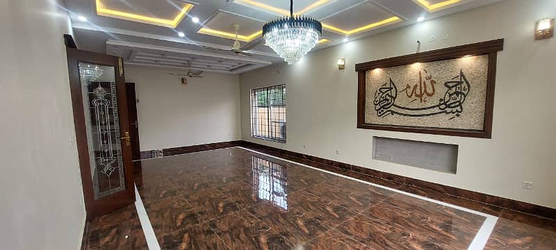 1 Kanal Luxury House Available For Sale In Shaheen Block Sector B Bahria Town Lahore 5