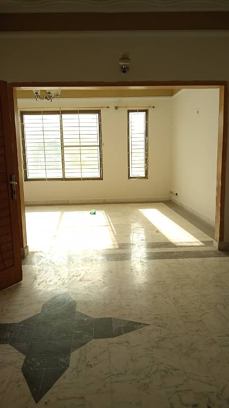 Well Mentain 3 Bed D/D Upper Portion Available For Rent Prime Location Gulshan-E-Iqbal 13D-1 12