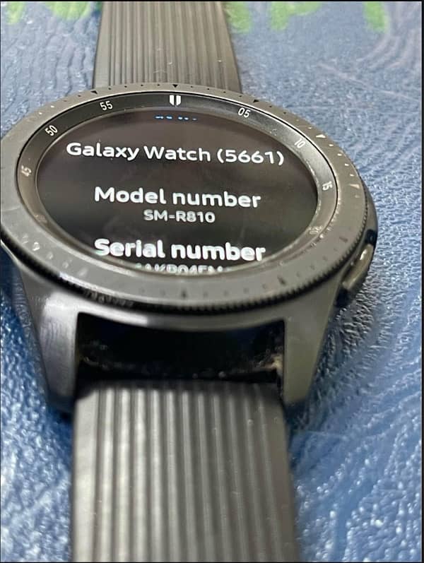 Samsung Galaxy Watch 4 (42 mm) ,metal bezel Gear S4 (SM-R810) Wi-Fi 2