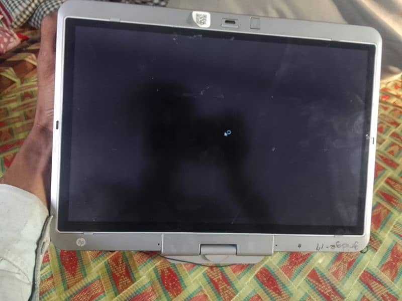 5 generation HP laptop urgent for sale 9