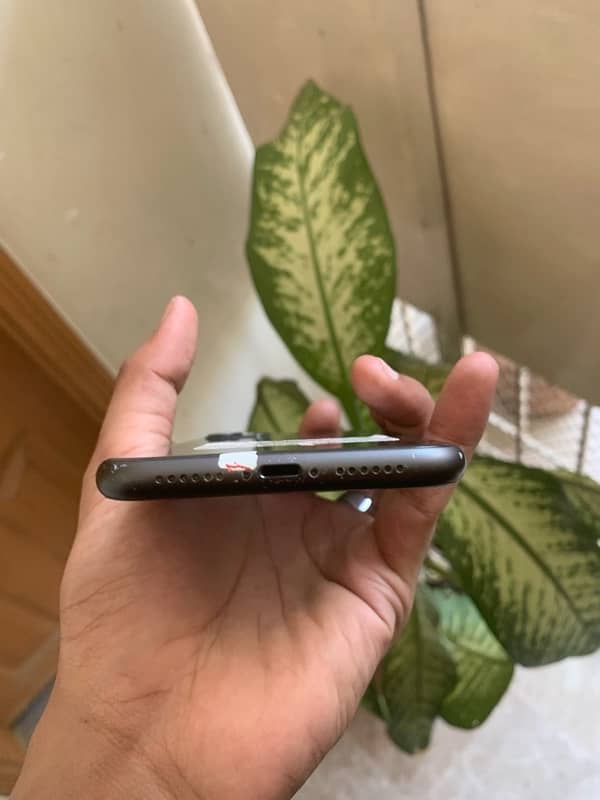 IPHONE 11 128GB PTA appoved 2