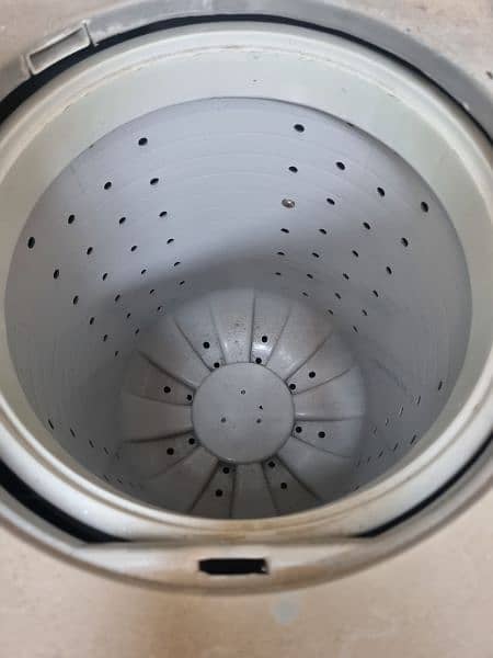 Washing machine and dryer 0