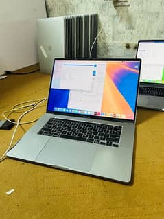 Apple MacBook Pro 2019 (16-inch) Core i9 16GB RAM 1TB SSD Heavy Machin