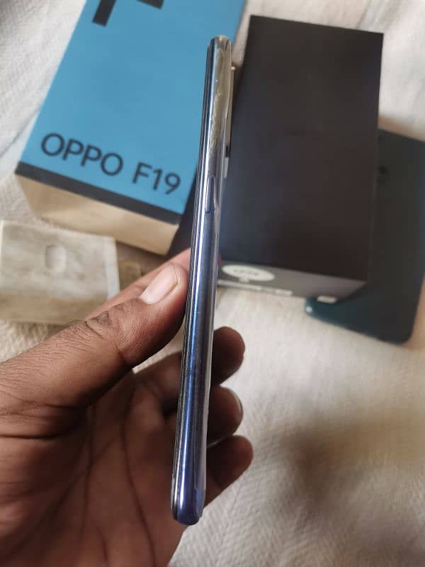 Oppo F 19 6GB 128GB 4