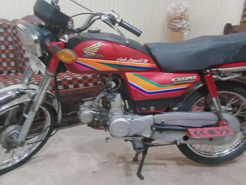 Honda CD 70 11