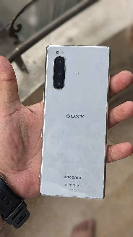 Sony Xperia 5  6/64 pta approved 1