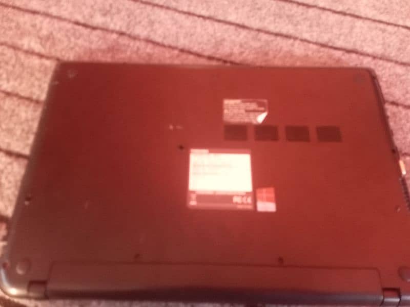 Toshiba laptop core i5 4th generation 3