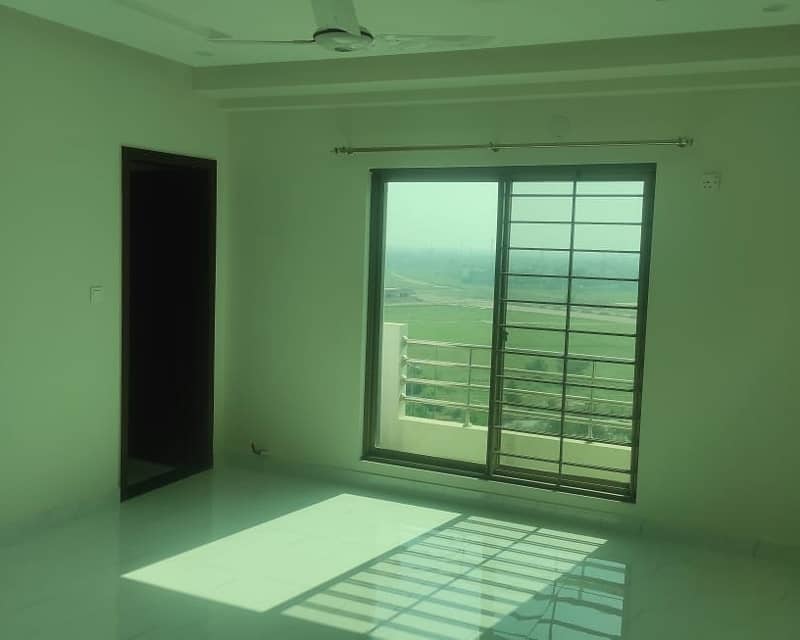 12 Marla Flat For rent in askari 10 sector 10