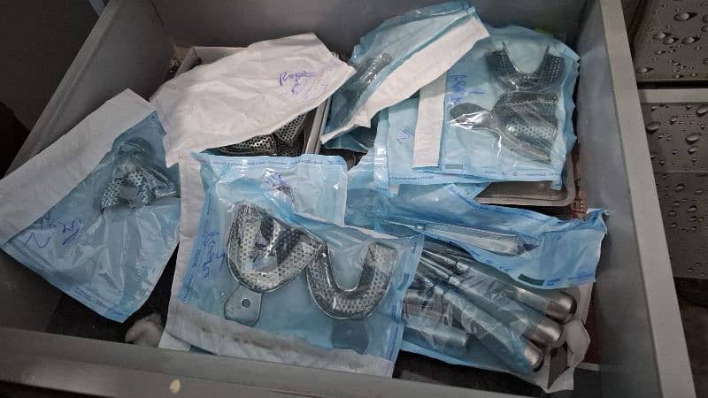 dental  clinic for sale 9