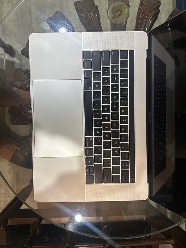 MacBook Pro 2017 2