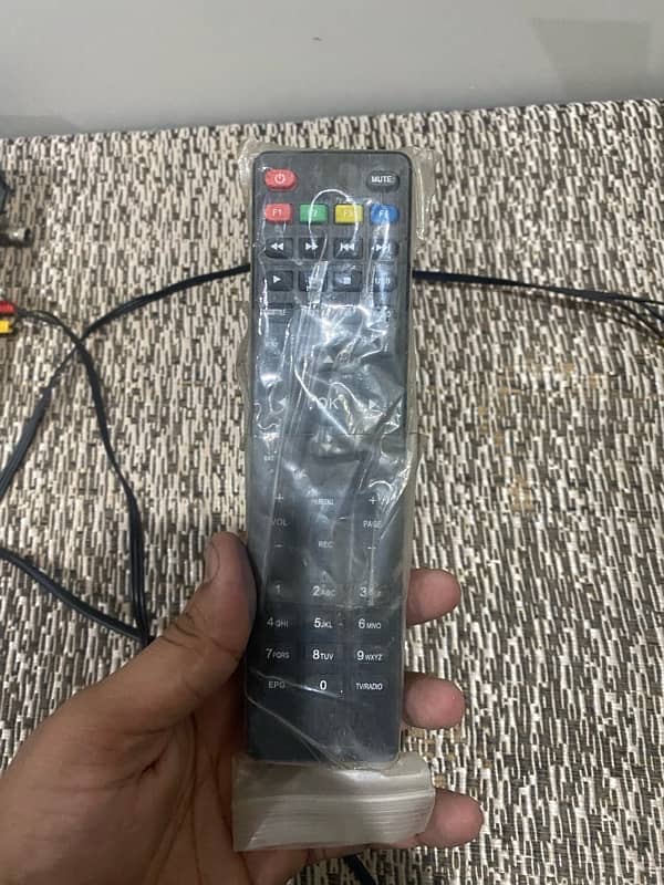 Dish receiver HDMI support with remote 4