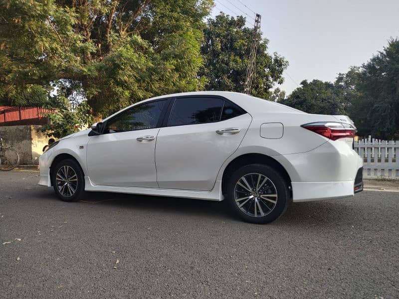 Toyota Corolla Altis 2022 14