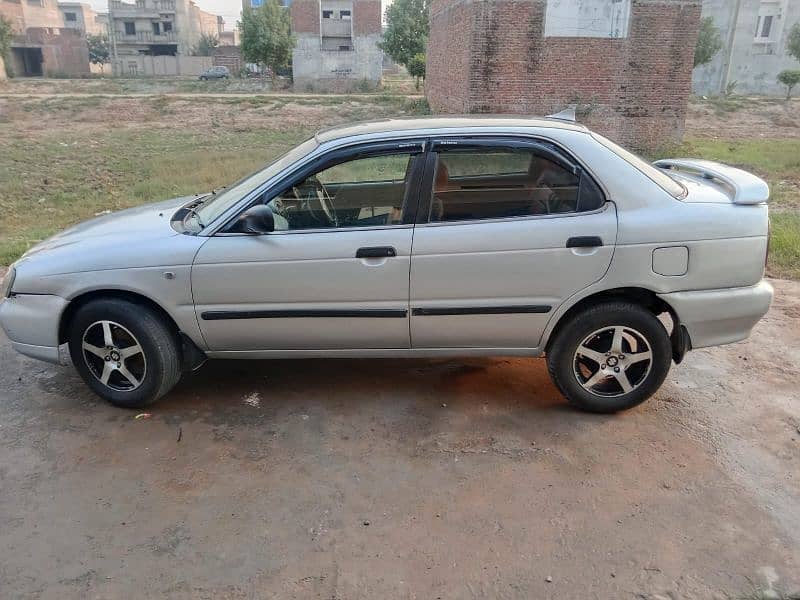 Suzuki Baleno 2003 13