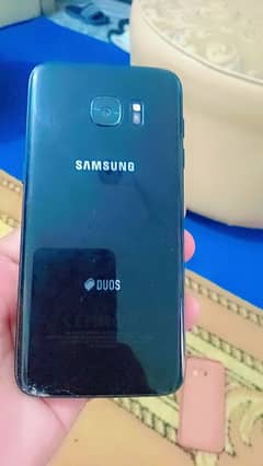 s 7 edge 128 GB