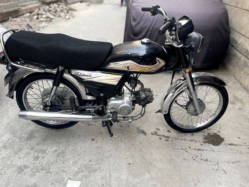 Honda CD 70 2019 4