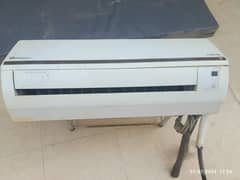 urgent sale if brand new AC dawlance