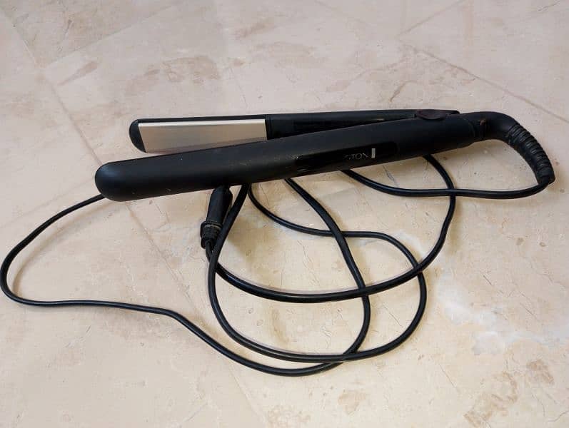 Straightener (Remington) 4