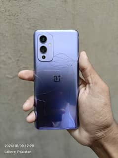 OnePlus 9 5G back break 0