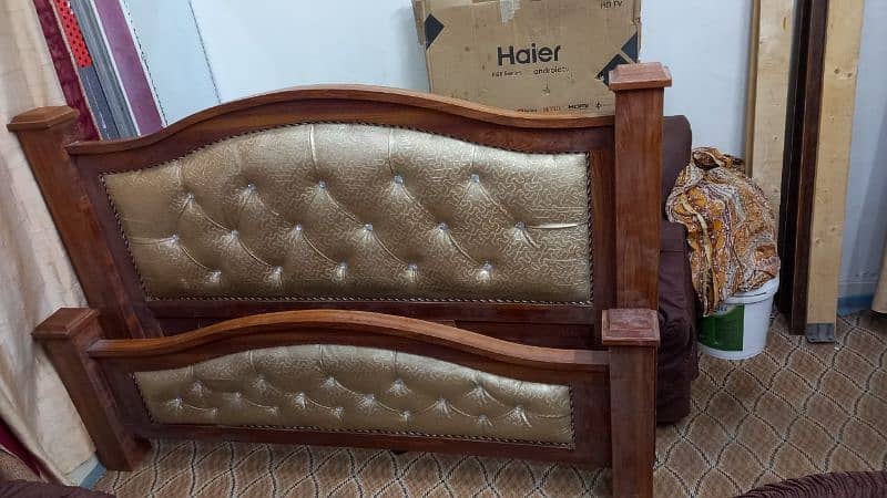 Bed in good condition 1