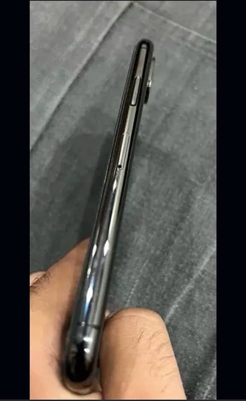 iPhone XS non pta 4