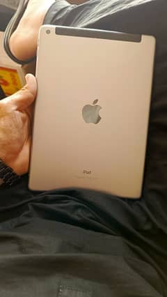 IPAD 5TH GEN  32 gb