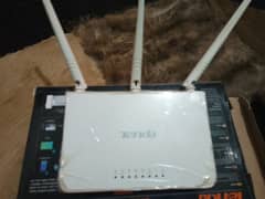 Tenda Wireless N300 router