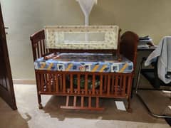 Tinnies Baby cot with swing bed