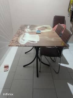 6 seater dininng table