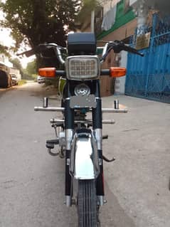 united 70cc 2023 model in neat condition urgent sale  03089555226 0