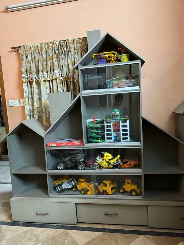 House Style Toys Rack For Sale 4