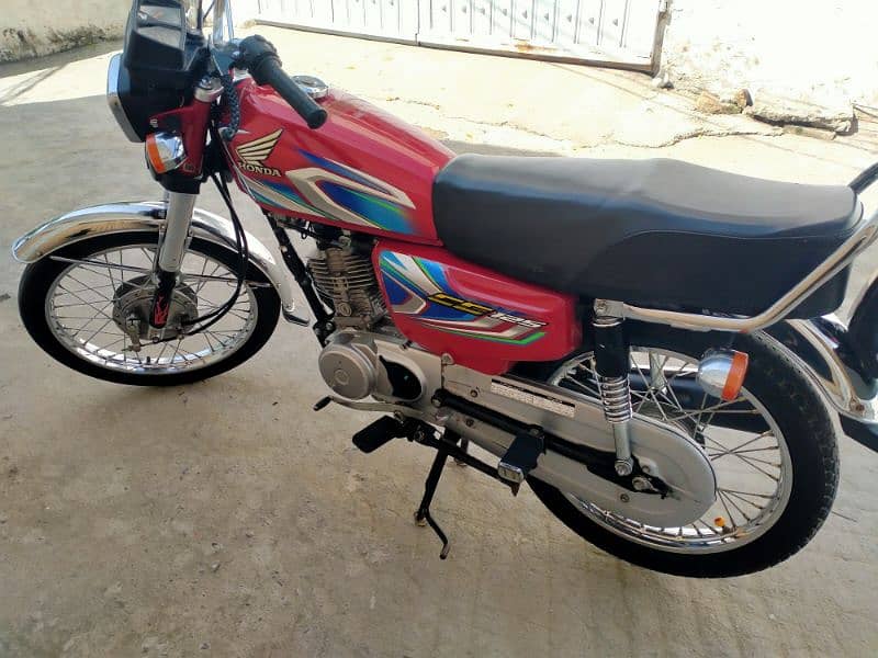 my honda 125 for sale model 22/23 All punjab number 4