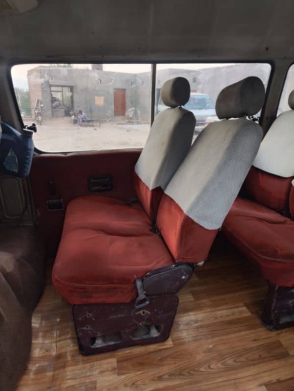 Toyota Hiace Hiroof 1992/2007 7