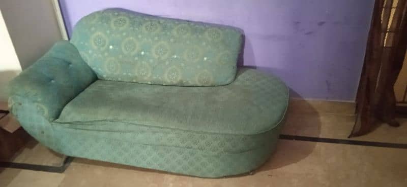 seven seater sofa set repairable urgent sale 2