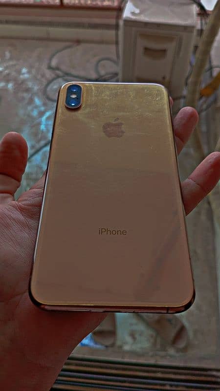 iPhone XS Max Gold 64gb 3