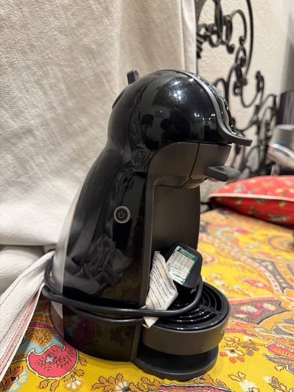 Nestle Dolce Gusto Coffee Machine 7