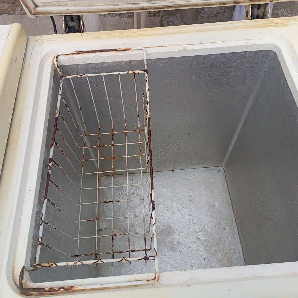 deep freezer running condition waves company 3