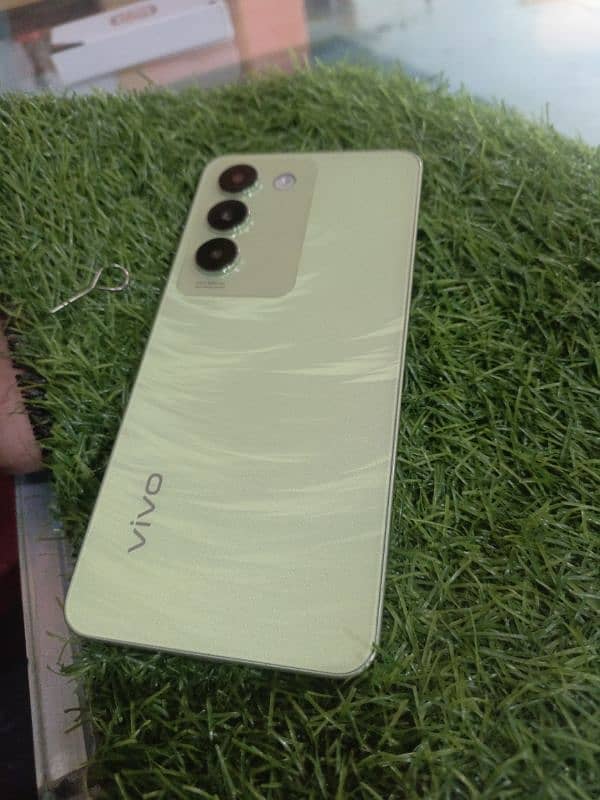 vivo y100 0