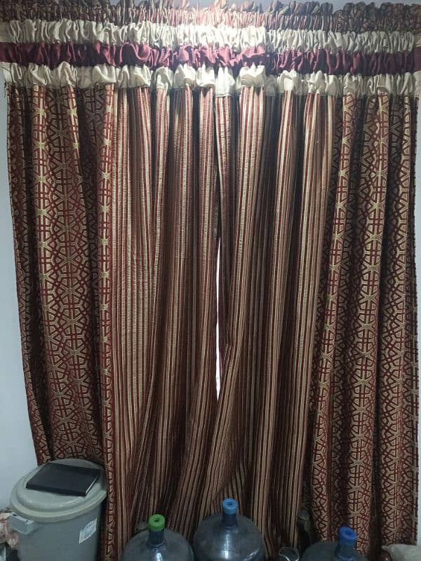 curtains 0