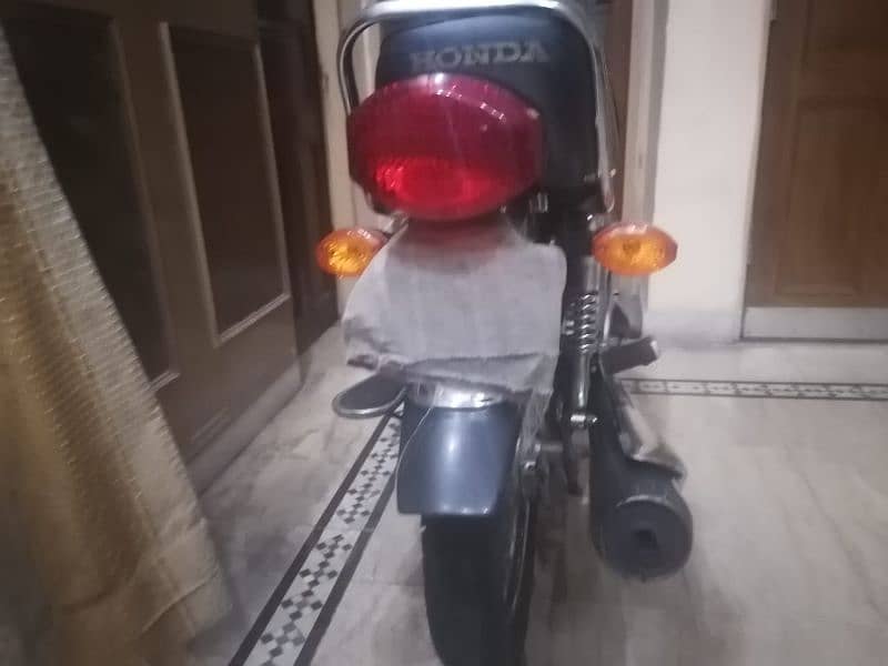 Honda 125 8