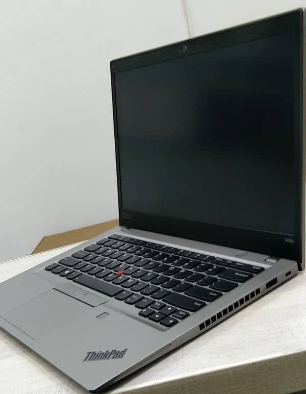 Lenovo ThinkPad T490S 2