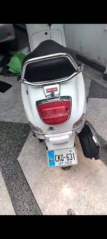 Electric Scooty For Sale 2