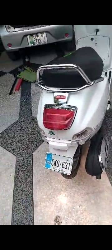 Electric Scooty For Sale 4