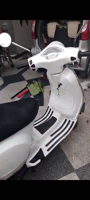 Electric Scooty For Sale 5