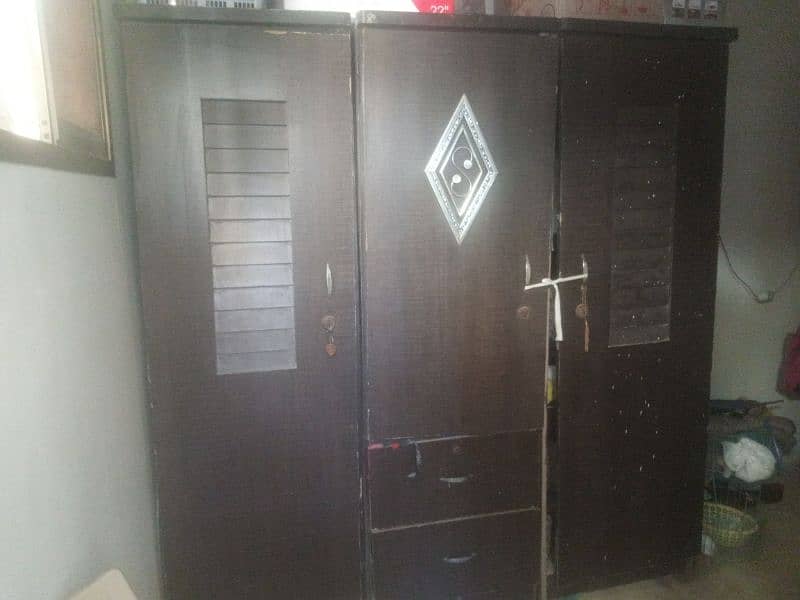 wardrobe kabat almari for sell 3