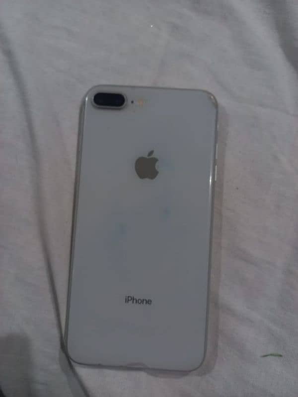 iphone 8+ 1