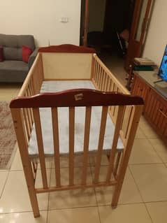 Wooden Baby Cot (Alfatah Imported)