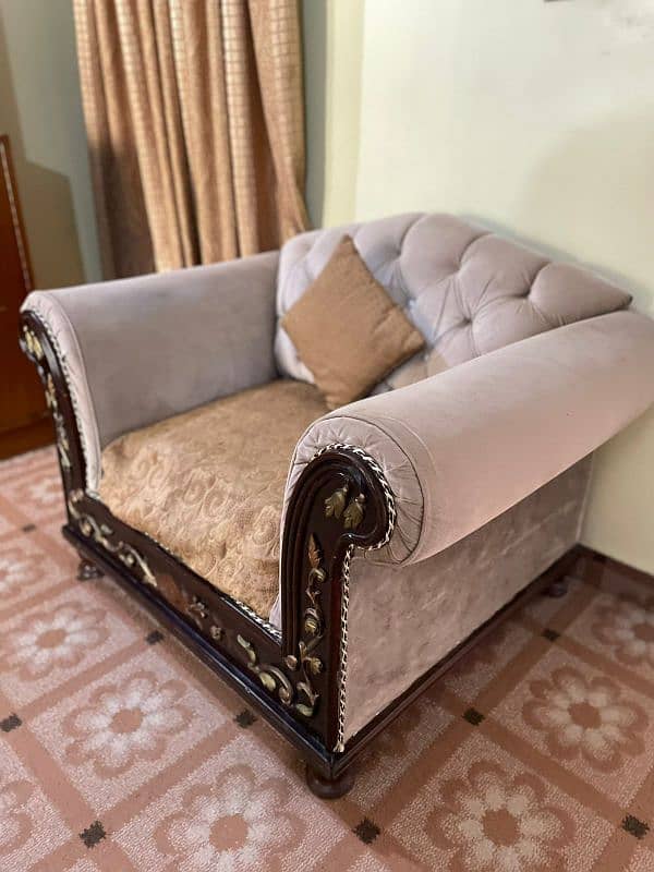 Chiniot Wood 7 Seater Sofa Set And 3 Tables Urgent Sale Cash Need 7